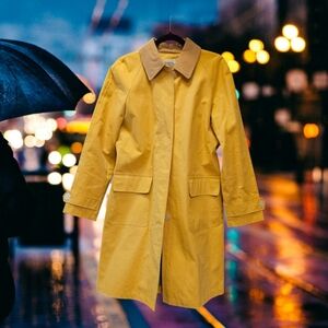 Isaac Mizrahi Yellow Trench Coat 20th Anniversary Collection - Size M